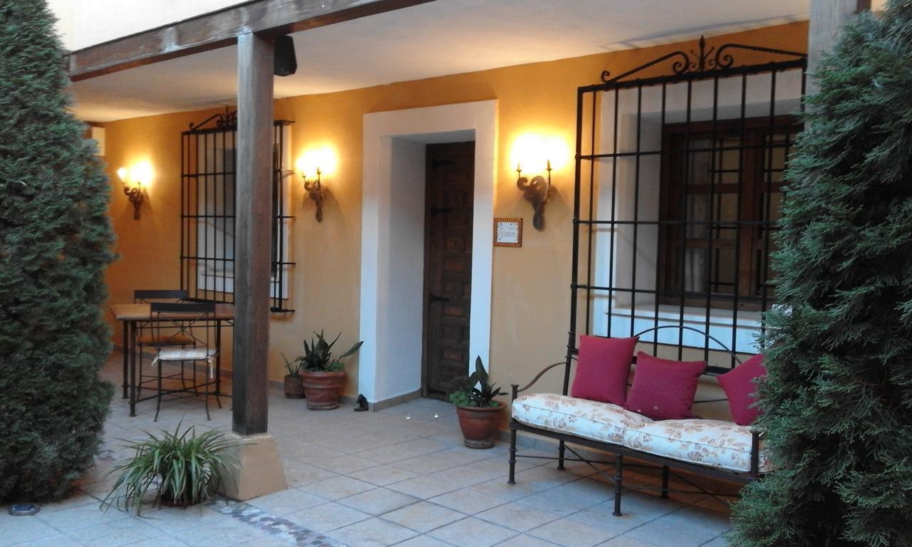 Hostal Rural Cumbres De Castilla Mandayona Екстериор снимка