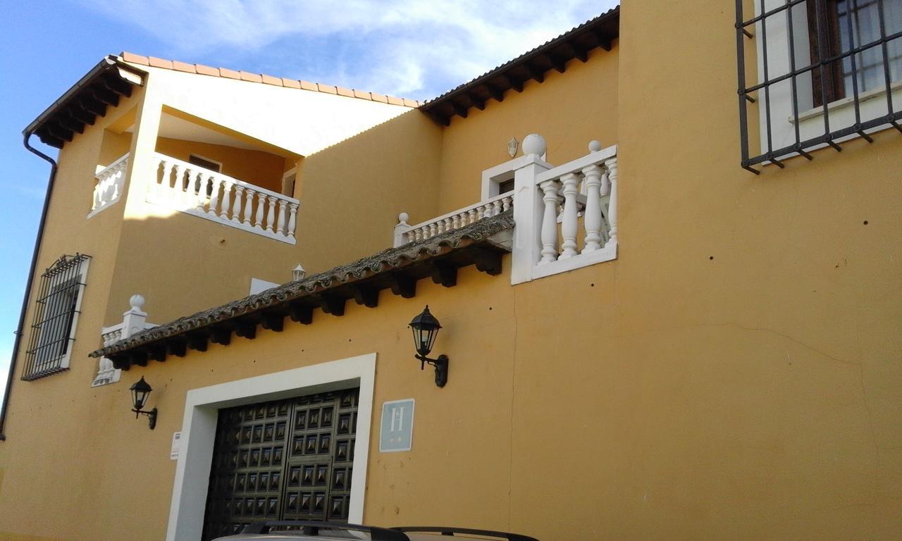 Hostal Rural Cumbres De Castilla Mandayona Екстериор снимка