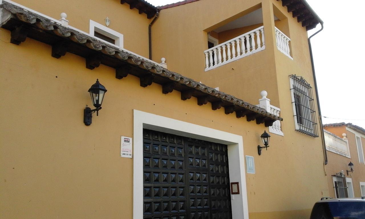 Hostal Rural Cumbres De Castilla Mandayona Екстериор снимка